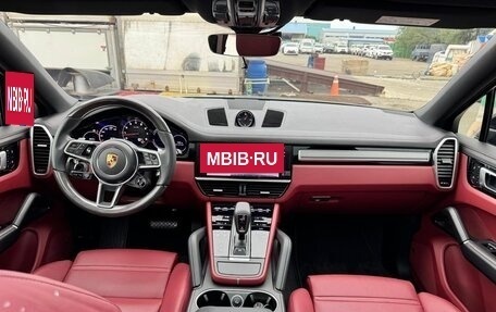 Porsche Cayenne III, 2022 год, 11 700 000 рублей, 9 фотография