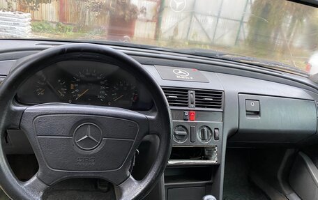 Mercedes-Benz C-Класс, 1994 год, 130 000 рублей, 7 фотография