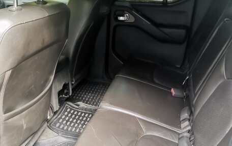 Nissan Navara (Frontier), 2007 год, 1 280 000 рублей, 3 фотография