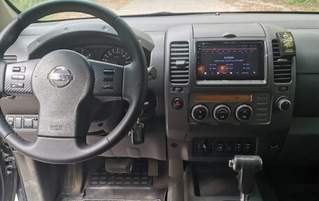 Nissan Navara (Frontier), 2007 год, 1 280 000 рублей, 4 фотография