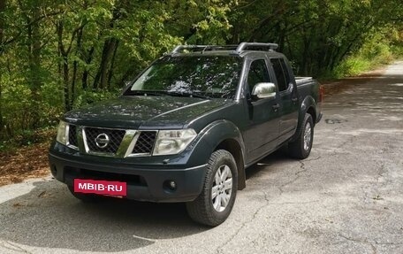 Nissan Navara (Frontier), 2007 год, 1 280 000 рублей, 2 фотография