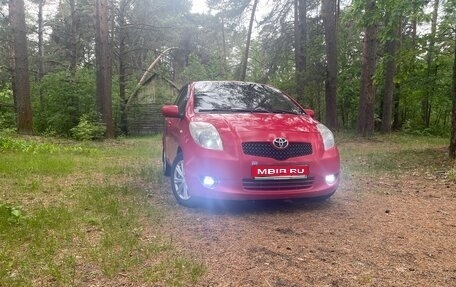 Toyota Yaris III рестайлинг, 2008 год, 565 000 рублей, 1 фотография
