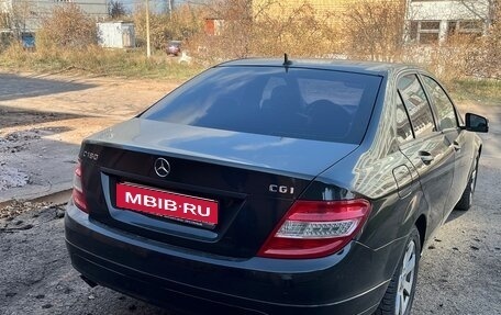 Mercedes-Benz C-Класс, 2010 год, 1 100 000 рублей, 1 фотография