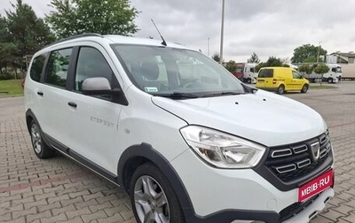 Dacia Lodgy, 2022 год, 1 800 000 рублей, 1 фотография