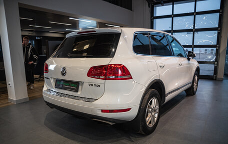 Volkswagen Touareg III, 2012 год, 1 570 000 рублей, 10 фотография