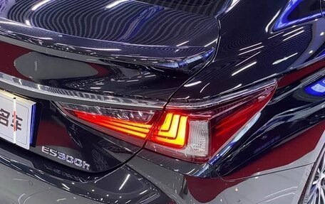 Lexus ES VII, 2022 год, 3 700 147 рублей, 7 фотография