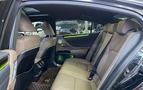 Lexus ES VII, 2022 год, 3 700 147 рублей, 14 фотография