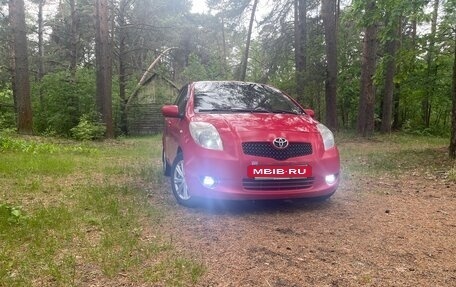 Toyota Yaris III рестайлинг, 2008 год, 565 000 рублей, 4 фотография