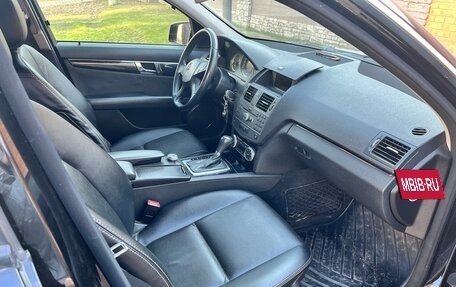 Mercedes-Benz C-Класс, 2010 год, 1 100 000 рублей, 6 фотография