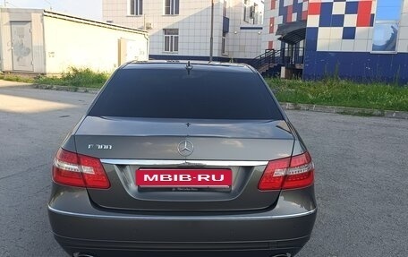 Mercedes-Benz E-Класс, 2009 год, 1 600 000 рублей, 6 фотография