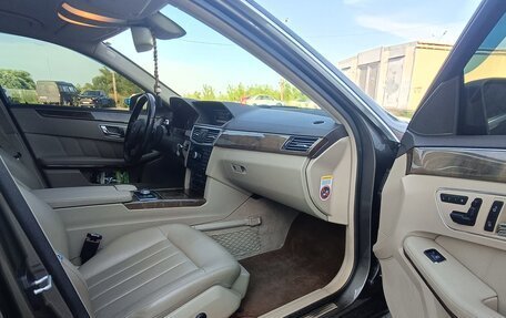 Mercedes-Benz E-Класс, 2009 год, 1 600 000 рублей, 15 фотография