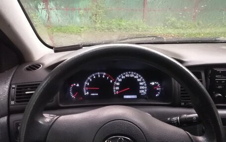 Toyota Corolla, 2004 год, 450 000 рублей, 9 фотография