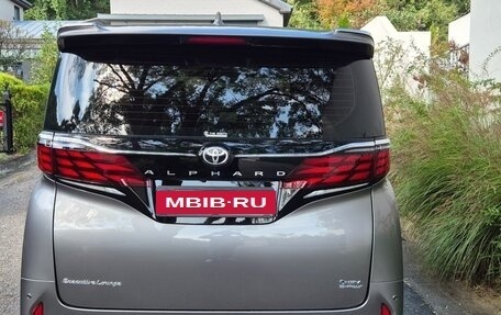 Toyota Alphard, 2024 год, 10 497 181 рублей, 4 фотография