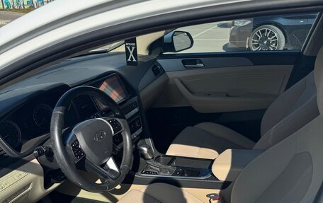 Hyundai Sonata VII, 2019 год, 1 780 000 рублей, 8 фотография