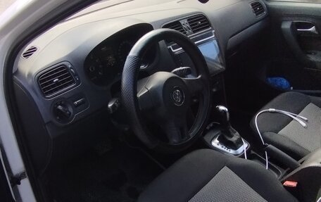 Volkswagen Polo VI (EU Market), 2010 год, 550 000 рублей, 9 фотография