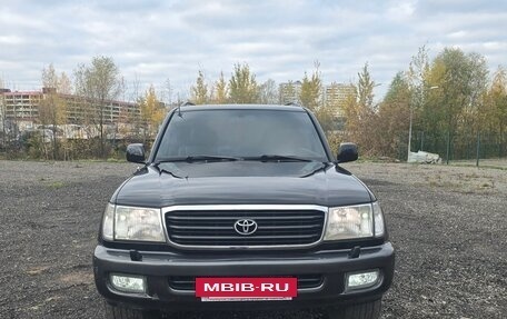 Toyota Land Cruiser 100 рестайлинг 2, 2000 год, 1 900 000 рублей, 20 фотография