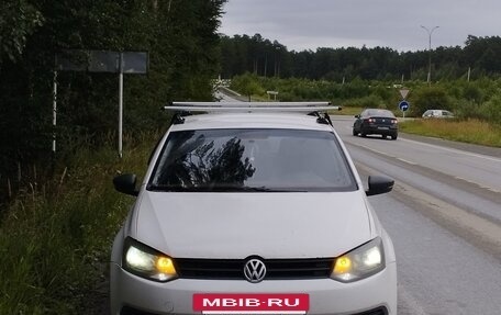 Volkswagen Polo VI (EU Market), 2010 год, 550 000 рублей, 2 фотография