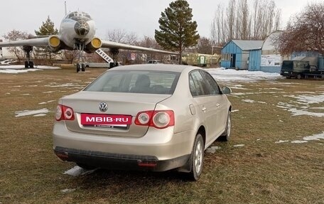 Volkswagen Jetta VI, 2006 год, 520 000 рублей, 2 фотография