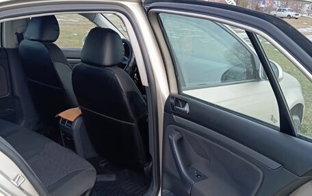 Volkswagen Jetta VI, 2006 год, 520 000 рублей, 8 фотография