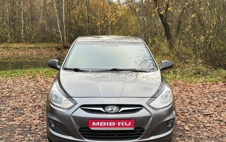 Hyundai Solaris II рестайлинг, 2014 год, 750 000 рублей, 1 фотография