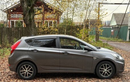 Hyundai Solaris II рестайлинг, 2014 год, 750 000 рублей, 3 фотография