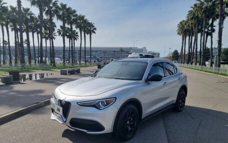 Alfa Romeo Stelvio, 2018 год, 2 400 000 рублей, 2 фотография