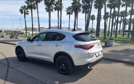 Alfa Romeo Stelvio, 2018 год, 2 400 000 рублей, 4 фотография