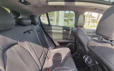 Alfa Romeo Stelvio, 2018 год, 2 400 000 рублей, 7 фотография