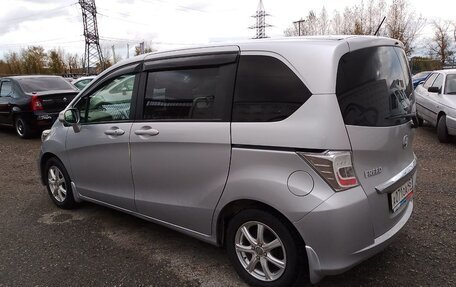 Honda Freed I, 2012 год, 1 090 000 рублей, 4 фотография