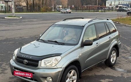 Toyota RAV4, 2004 год, 660 000 рублей, 2 фотография