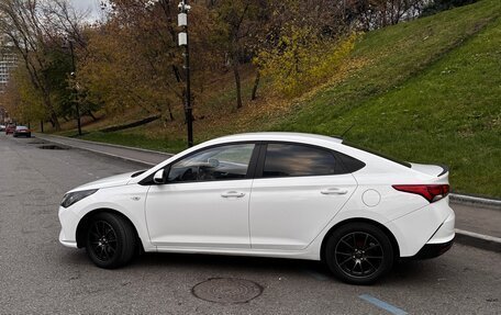 Hyundai Solaris II рестайлинг, 2021 год, 1 350 000 рублей, 11 фотография
