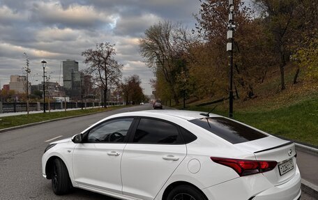 Hyundai Solaris II рестайлинг, 2021 год, 1 350 000 рублей, 7 фотография