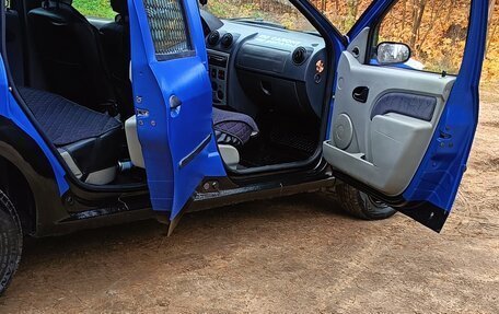Renault Logan I, 2006 год, 375 000 рублей, 6 фотография