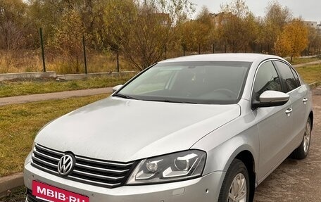 Volkswagen Passat B7, 2011 год, 750 000 рублей, 9 фотография
