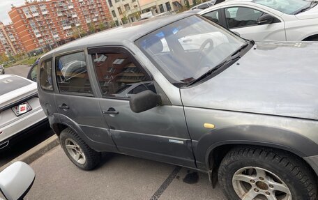 Chevrolet Niva I рестайлинг, 2011 год, 350 000 рублей, 4 фотография