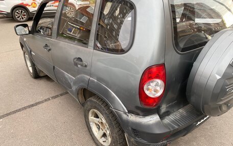 Chevrolet Niva I рестайлинг, 2011 год, 350 000 рублей, 7 фотография