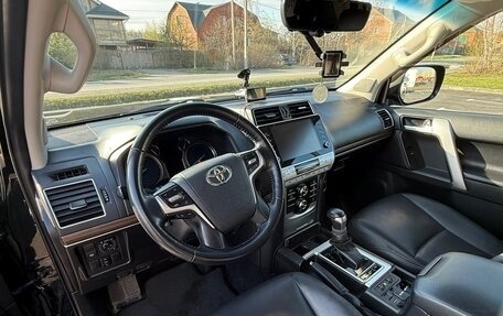 Toyota Land Cruiser Prado 150 рестайлинг 2, 2021 год, 7 400 000 рублей, 7 фотография