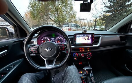 KIA Stonic, 2019 год, 1 990 000 рублей, 11 фотография