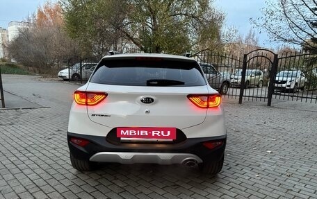 KIA Stonic, 2019 год, 1 990 000 рублей, 5 фотография