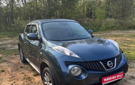 Nissan Juke II, 2013 год, 950 000 рублей, 1 фотография