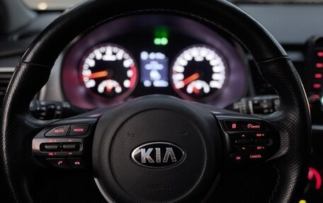 KIA Stonic, 2019 год, 1 990 000 рублей, 17 фотография