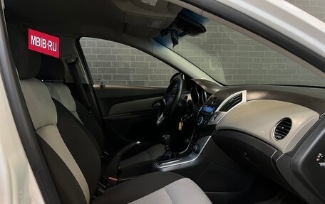 Chevrolet Cruze II, 2013 год, 790 000 рублей, 7 фотография