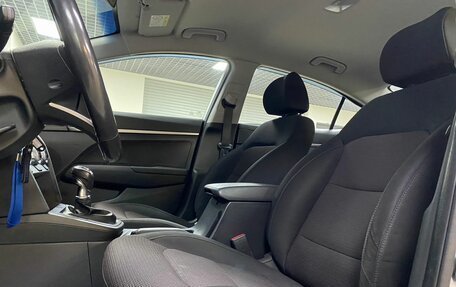 Hyundai Elantra VI рестайлинг, 2019 год, 1 323 000 рублей, 10 фотография