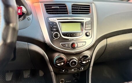 Hyundai Solaris II рестайлинг, 2012 год, 510 000 рублей, 1 фотография