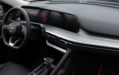 Changan CS35 Plus, 2022 год, 1 719 000 рублей, 30 фотография