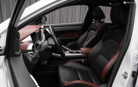 Geely Coolray I, 2020 год, 1 860 000 рублей, 11 фотография