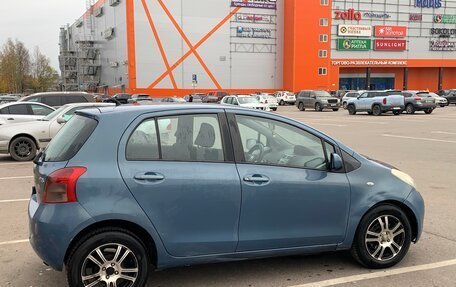 Toyota Yaris III рестайлинг, 2008 год, 550 000 рублей, 4 фотография