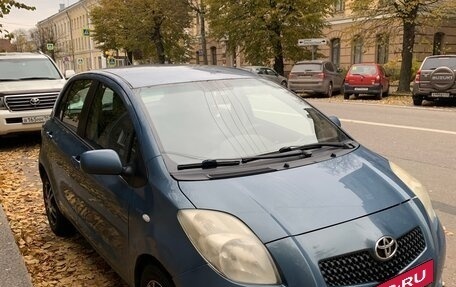 Toyota Yaris III рестайлинг, 2008 год, 550 000 рублей, 6 фотография
