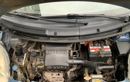 Toyota Yaris III рестайлинг, 2008 год, 550 000 рублей, 9 фотография