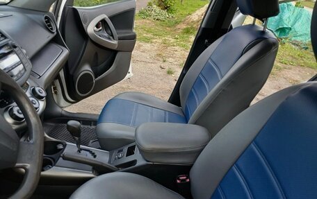 Toyota RAV4, 2012 год, 1 900 000 рублей, 7 фотография